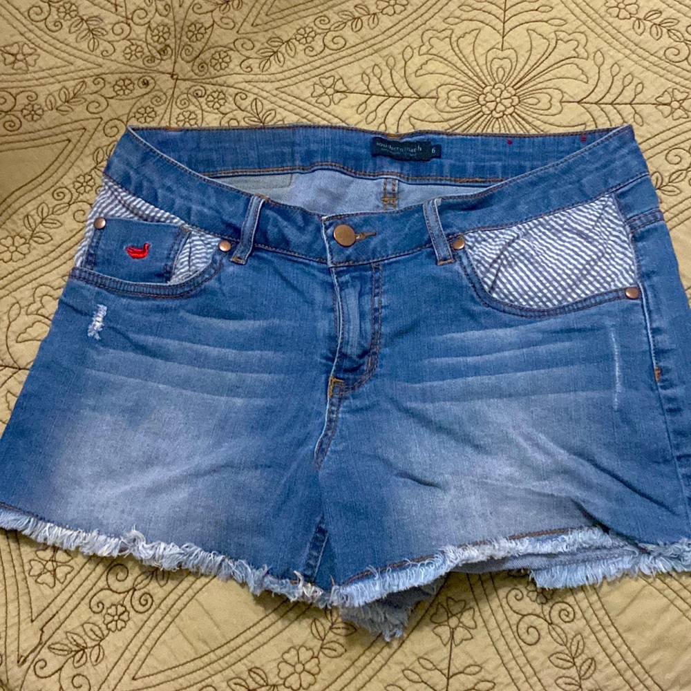 Southern Marsh size 6 blue Jean shorts
